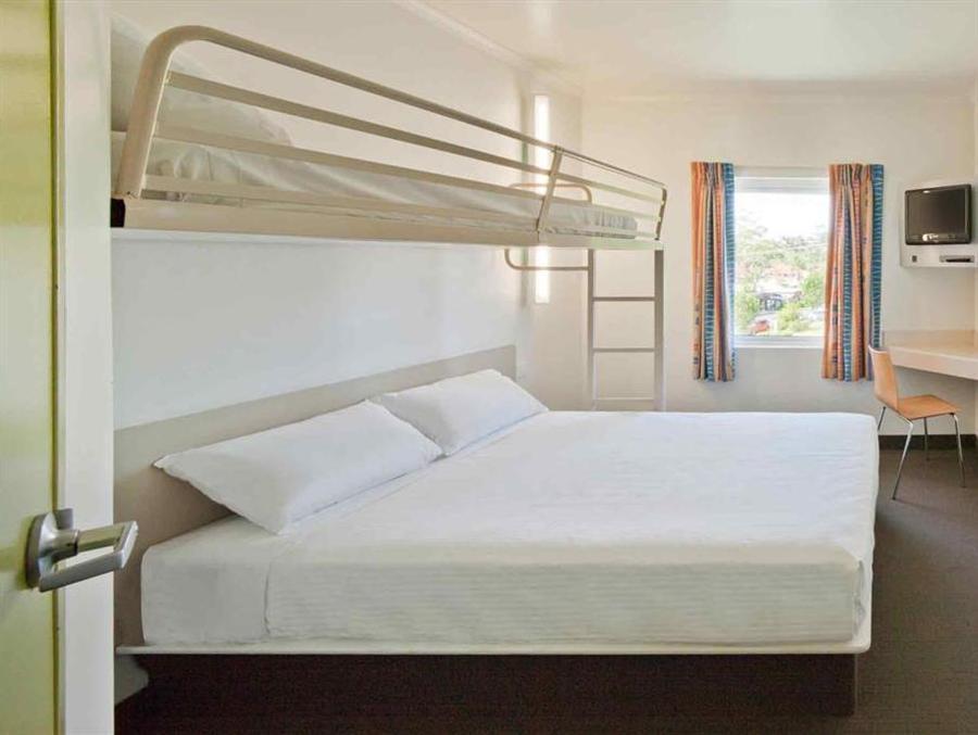 Ibis Budget Κοφς Χάρμπουρ Εξωτερικό φωτογραφία