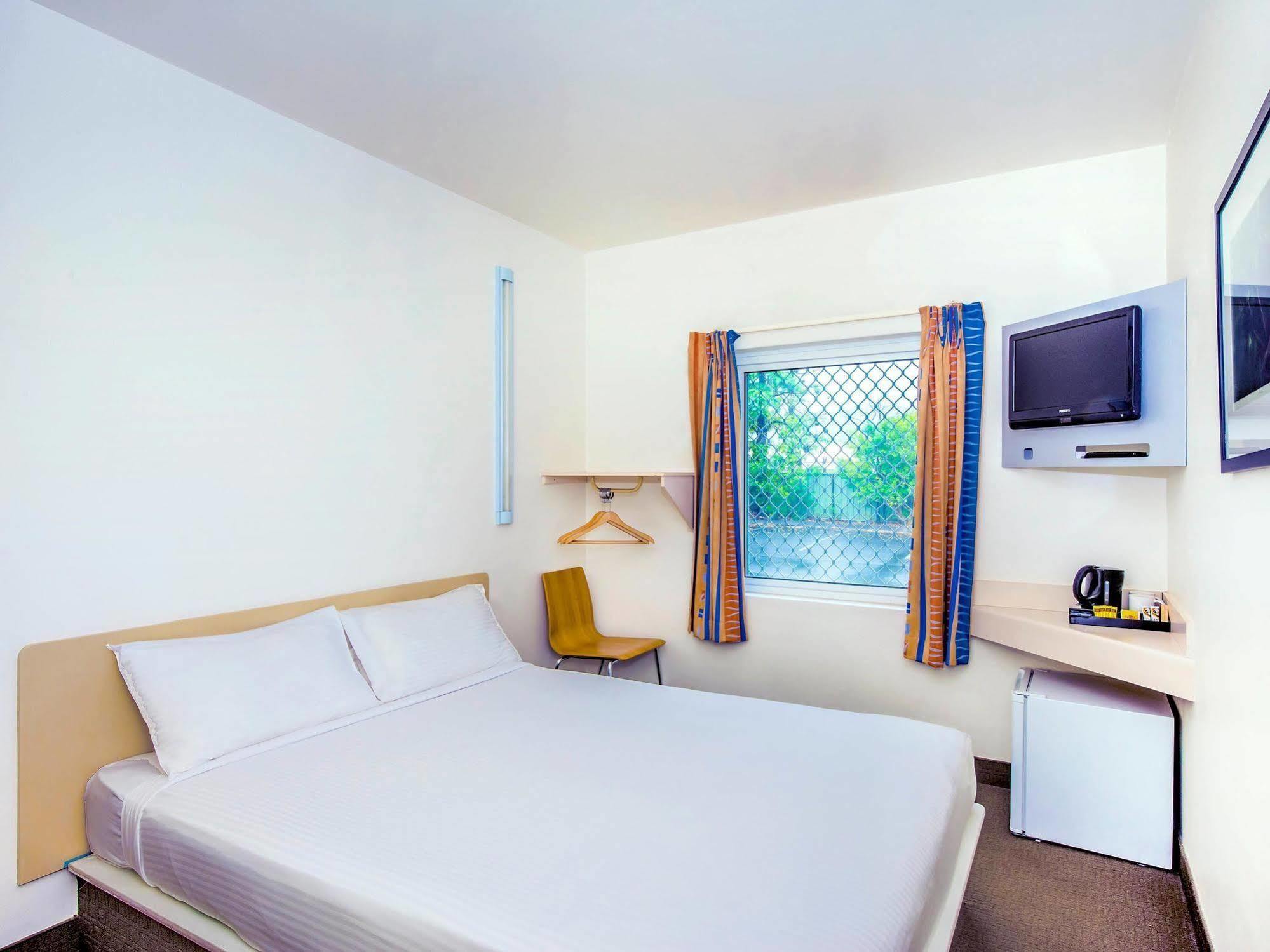 Ibis Budget Κοφς Χάρμπουρ Εξωτερικό φωτογραφία